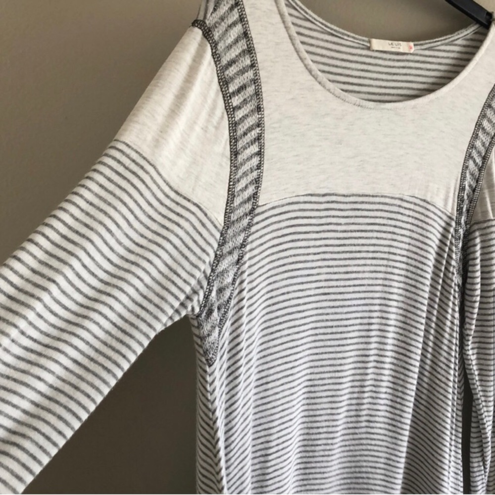 🌱Les Lis Long Sleeve Top